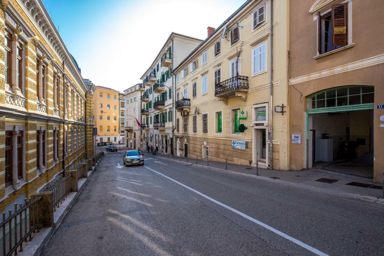 Stay In Rijeka Buitenkant foto